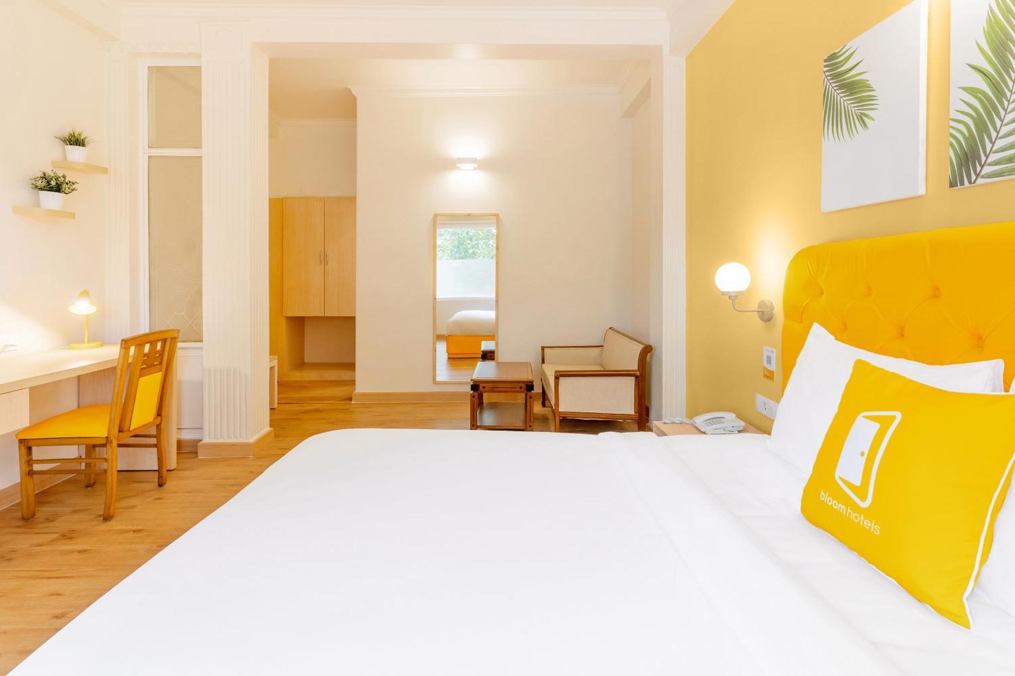 Bloom Hotel - Cr Park New Delhi Extérieur photo
