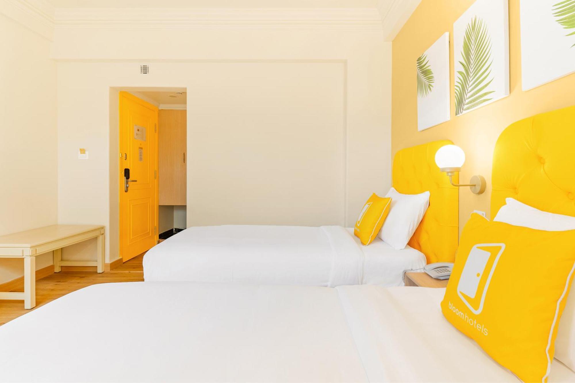 Bloom Hotel - Cr Park New Delhi Extérieur photo